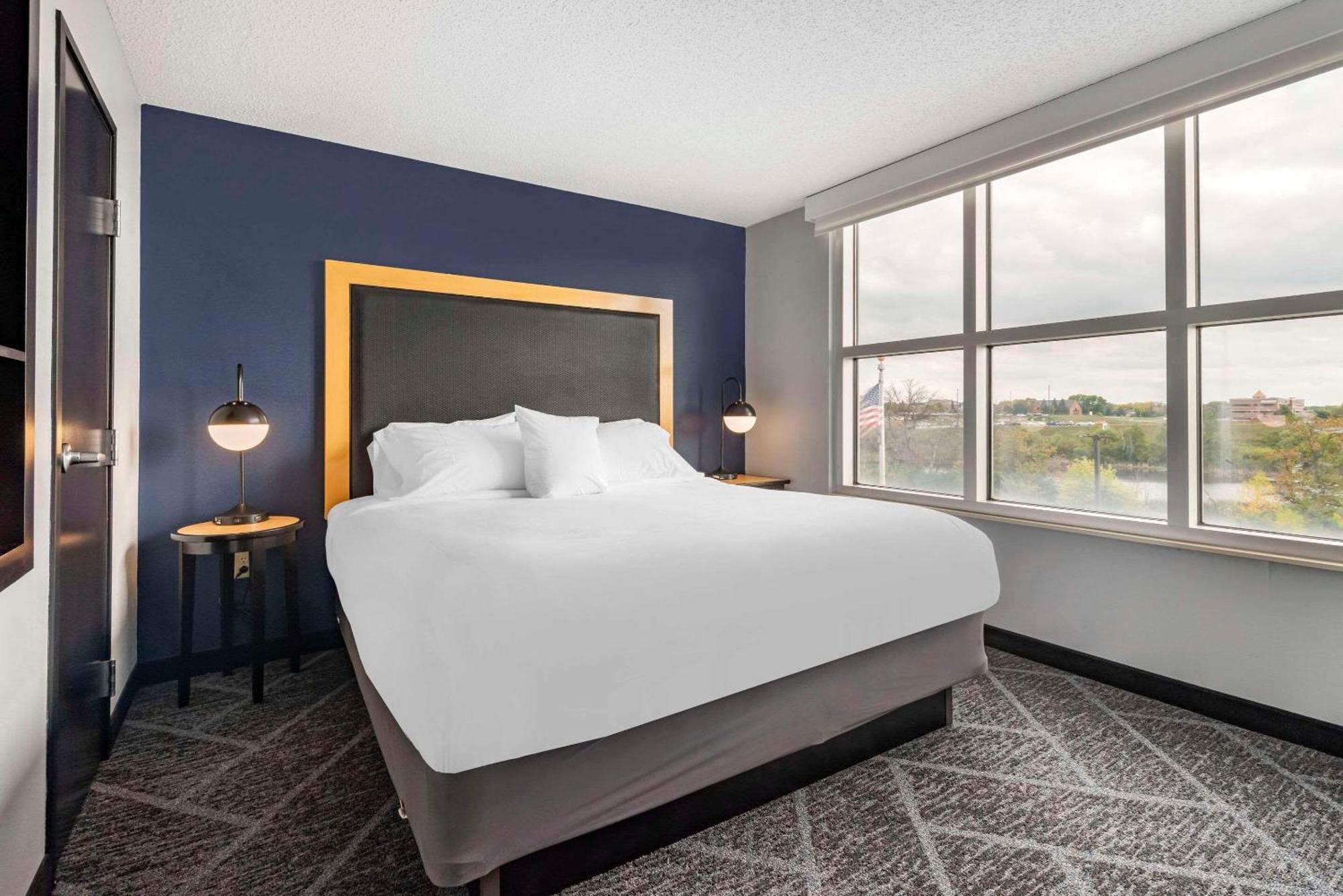 Cambria Hotel Minneapolis Maple Grove Esterno foto